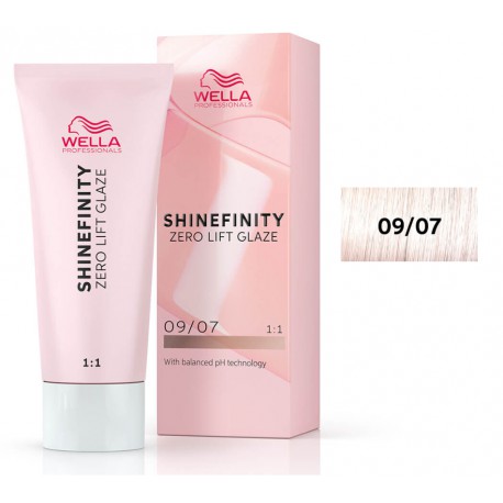 Wella Professionals Shinefinity Zero Lift Glaze 09 07 Beige Sand 60 ml Wella Professionals Shinefinity Zero Lift Glaze 09/07 Beige Sand 60 ml