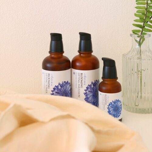 All Natural Blooming Lifting Essence